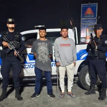 CAPTURAN A DOS SUJETOS RESPONSABLES DE ASESINAR A JOVEN EN APOPA