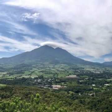 ESTE MIÉRCOLES EL SALVADOR ENFRENTARÁ ALTAS TEMPERATURAS DE HASTA 41°C Y LLUVIAS POR LA NOCHE.
