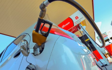 BAJAN LOS PRECIOS DE LOS COMBUSTIBLES A PARTIR DE MAÑANA EN TODO EL PAÍS.