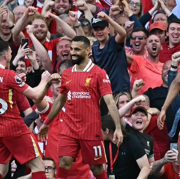 LIVERPOOL FC GOLEA AL TOTTENHAM Y SE CORONA CAMPEÓN DE LA PREMIER LEAGUE EN ANFIELD.