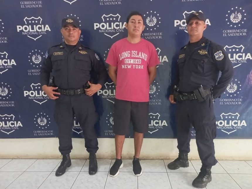 CAPTURAN A HOMBRE QUE ASESINÓ A SU PAREJA Y LA ENTERRÓ EN UN PREDIO BALDÍO EN CHIRILAGUA.