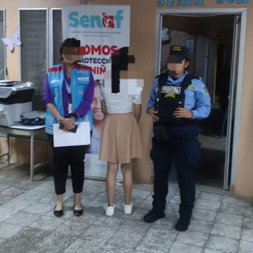 ADOLESCENTE DE 14 ESCAPA DE CASA PARA VER A «NOVIO» DE REDES Y ES DETENIDA EN LA FRONTERA CON HONDURAS