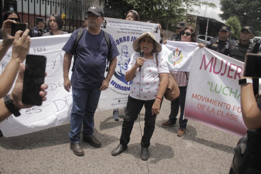 JUZGADO SUSPENDE PROVISIONALMENTE DESALOJO EN COOPERATIVA EL BOSQUE