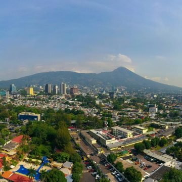 LLUVIAS Y TORMENTAS AFECTARÁN VARIAS ZONAS DE EL SALVADOR ESTE MARTES, SEGÚN MARN