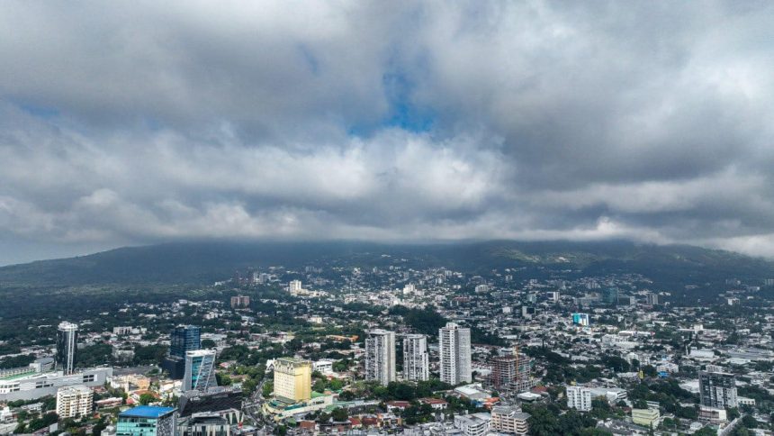 CLIMA EN EL SALVADOR: MAÑANA DESPEJADA Y TORMENTAS POR LA NOCHE
