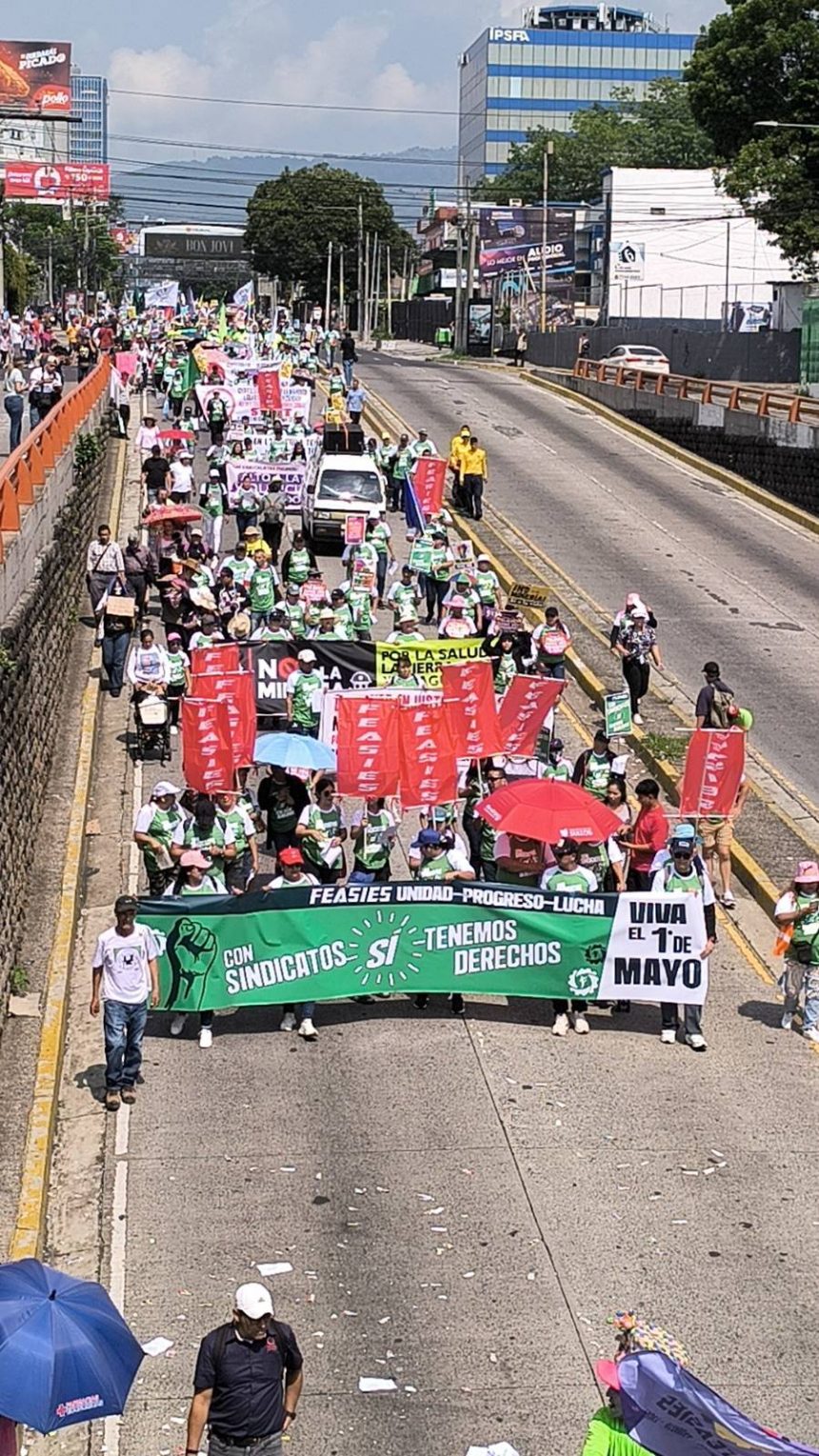 ORGANIZACIONES MARCHAN EN SAN SALVADOR ESTE 1 DE MAYO EN CONMEMORACIÓN DEL DÍA DEL TRABAJO.