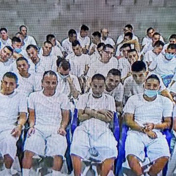 MÁS DE 250 PANDILLEROS DE LA MS ENFRENTAN JUICIO POR ASESINATOS Y CEMENTERIOS CLANDESTINOS EN EL SALVADOR