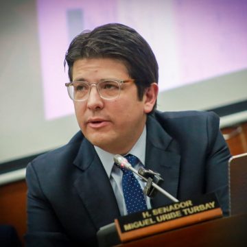 ATENTARON CONTRA MIGUEL URIBE, CANDIDATO PRESIDENCIAL EN COLOMBIA