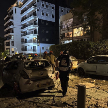 VÍCTIMAS SE MULTIPLICAN EN ISRAEL E IRÁN MIENTRAS LA PAZ SE VE CADA VEZ MÁS LEJANA