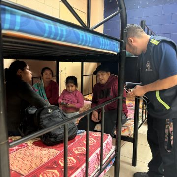 65 PERSONAS ALBERGADAS EN SAN SALVADOR CENTRO ANTE LLUVIAS POR TORMENTA ERICK