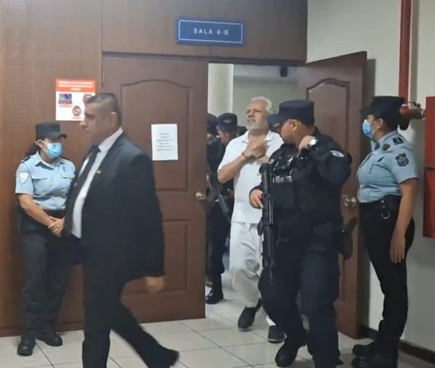 JUEZ ORDENA DETENCIÓN PROVISIONAL DEL ABOGADO CONSTITUCIONALISTA ENRIQUE ANAYA