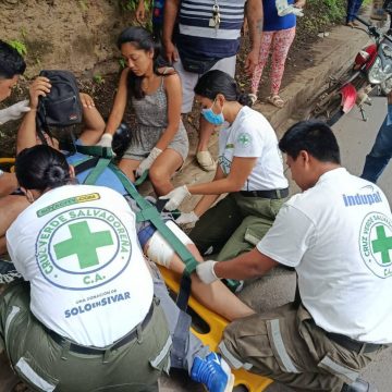 ACCIDENTES DE TRÁNSITO EN SANTA ANA DEJAN LESIONADOS Y DAÑOS MATERIALES