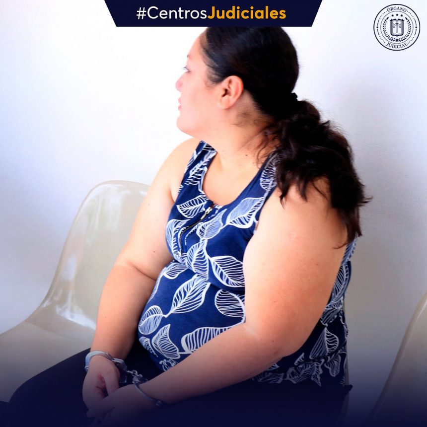 RECEPCIONISTA CONDENADA A OCHO AÑOS DE PRISIÓN POR ESTAFAR MÁS DE $179,000