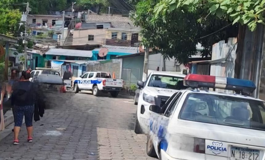 MUJER PIERDE LA VIDA TRAS ATAQUE CON CORVO EN SOYAPANGO