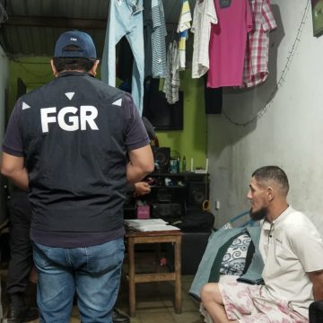 FGR GIRA 85 ÓRDENES DE CAPTURA CONTRA ESTRUCTURA QUE ROBABA DINERO A TRAVÉS DE MEDIOS INFORMÁTICOS