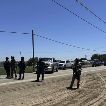 REDADAS DE ICE PROVOCAN CAOS EN CAMARILLO: DETENCIONES, HERIDOS Y REPUDIO COMUNITARIO