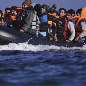 REINO UNIDO ENDURECE CONDENA A TRAFICANTES DE MIGRANTES CON SANCIONES SIN PRECEDENTES