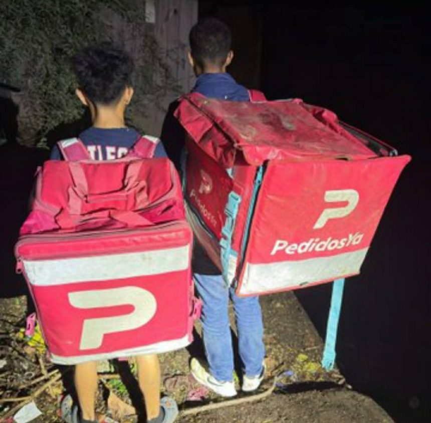 USABAN DELIVERIES PARA MOVER SUSTANCIAS ILÍCITAS