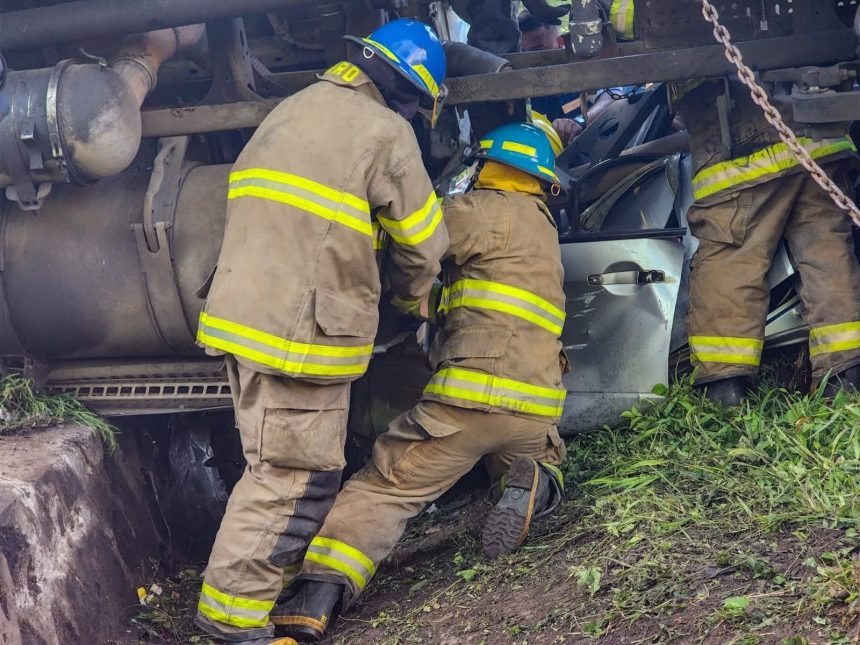 MILAGROSAMENTE UNA MUJER SOBREVIVIÓ A UN ACCIDENTE MÚLTIPLE EN LA PANAMERICANA, SAN MIGUEL