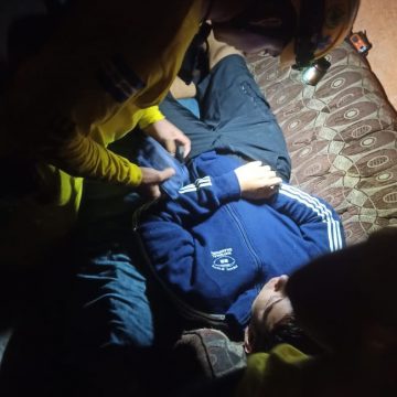 JOVEN DE 15 AÑOS RECIBE DESCARGA ELÉCTRICA TRAS SER IMPACTADO POR UN RAYO EN GUAZAPA