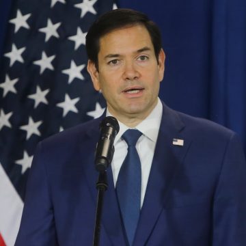 IMPOSTOR UTILIZÓ VOZ DE IA PARA HACERSE PASAR POR MARCO RUBIO Y ENGAÑAR A FUNCIONARIOS