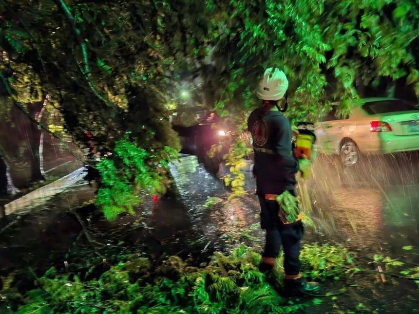AYUTUXTEPEQUE Y MEJICANOS REPORTAN DAÑOS POR FUERTES LLUVIAS