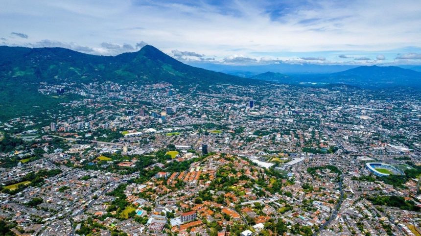 MEDIO AMBIENTE CONFIRMA INICIO DE CANÍCULA EN EL SALVADOR