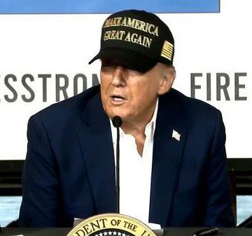 TRUMP FIRMA DECLARATORIA DE DESASTRE MAYOR PARA EL CONDADO DE KERR, TEXAS