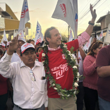 BOLIVIA ROMPE CON LA IZQUIERDA TRAS 20 AÑOS Y GIRA A LA DERECHA