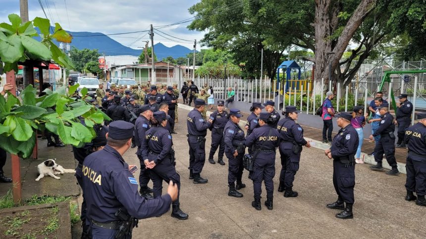 MÁS DE SEIS DETENIDOS EN OPERATIVO POLICIAL Y MILITAR EN AHUACHAPÁN NORTE