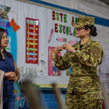 MINISTRA KARLA TRIGUEROS INICIA VISITAS ESCOLARES EN AHUACHAPÁN BAJO EL PROGRAMA DOS ESCUELAS X DÍA