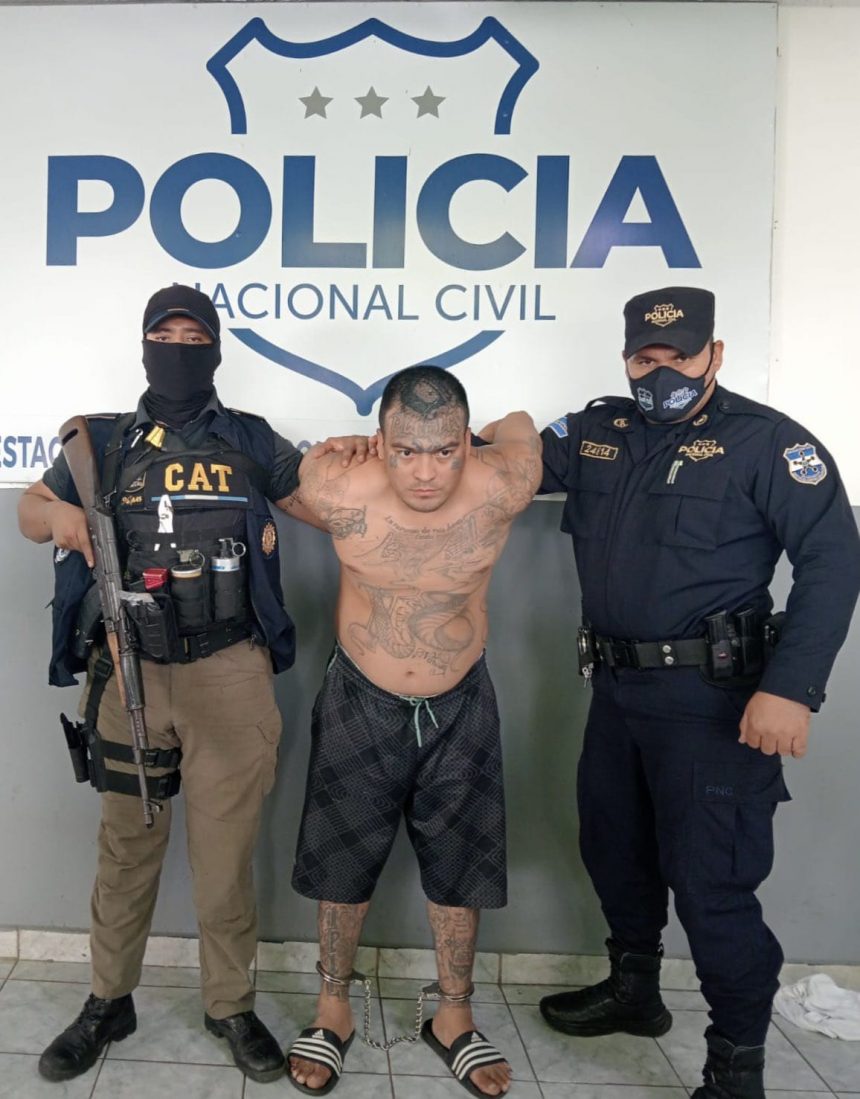 GUATEMALA EXPULSA A PANDILLERO SALVADOREÑO Y SERÁ ENCARCELADO EN EL CECOT