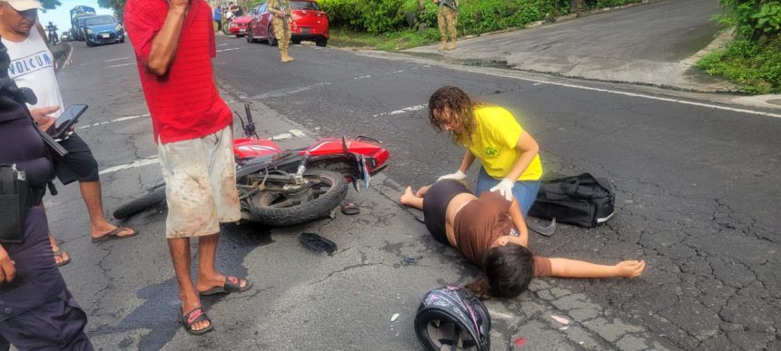 MOTOCICLISTA LESIONADO EN ACCIDENTE DE TRÁNSITO EN SAN JUAN NONUALCO