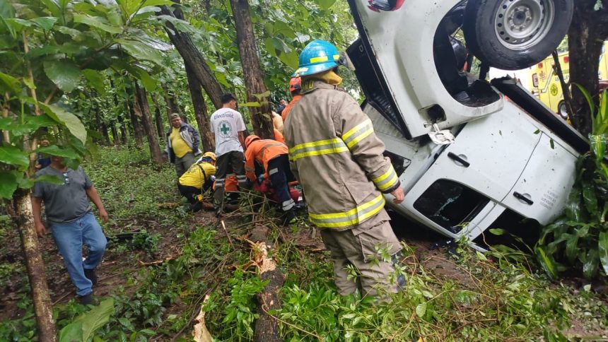 FUERTE ACCIDENTE DE TRÁNSITO EN EL CONGO, SANTA ANA DEJA UN FALLECIDO Y UN LESIONADO