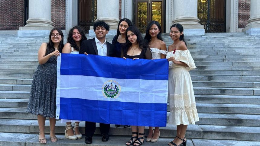 JÓVENES SALVADOREÑOS INICIAN SUS ESTUDIOS EN LA PRESTIGIOSA UNIVERSIDAD DE HARVARD EN ESTADOS UNIDOS