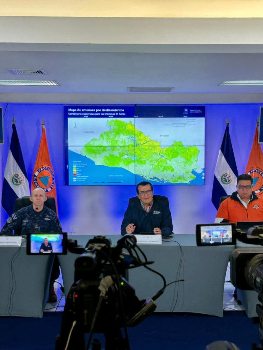 PROTECCIÓN CIVIL REFUERZA MEDIDAS PREVENTIVAS POR LLUVIAS EN EL SALVADOR