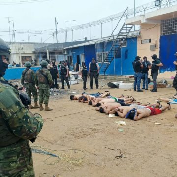 ENFRENTAMIENTO EN CÁRCEL DE ECUADOR DEJA 14 MUERTOS Y 14 HERIDOS