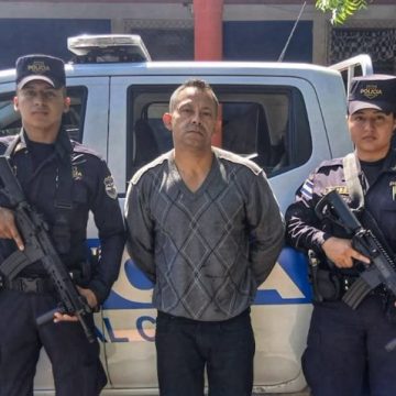 CAPTURARON A HOMBRE POR ASALTO A FARMACIA A PUNTA DE PISTOLA EN SAN MIGUEL
