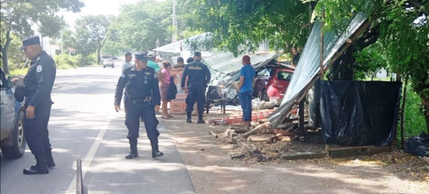 ACCIDENTE DE TRÁNSITO EN RUTA DE PAZ DEJA DOS PERSONAS LESIONADAS EN MORAZÁN