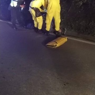 HOMBRE RESULTA LESIONADO EN ACCIDENTE DE TRÁNSITO EN EL PORTEZUELO, SANTA ANA