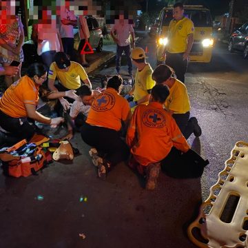HOMBRE LESIONADO EN PERCANCE DE MOTOCICLETA EN SANTA ANA