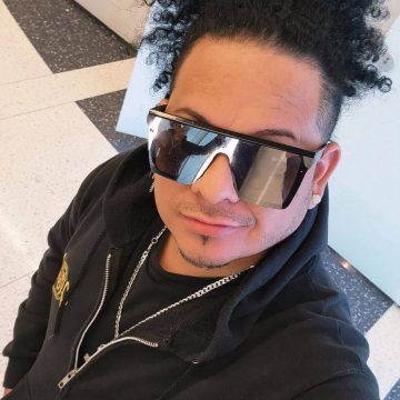 VOCALISTA DE LOS HERMANOS FLORES QUEDA ATRAPADO TRAS ACCIDENTE EN CIUDAD ARCE