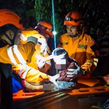 RESCATARON A NIÑO DE 5 AÑOS DESAPARECIDO EN SONSONATE