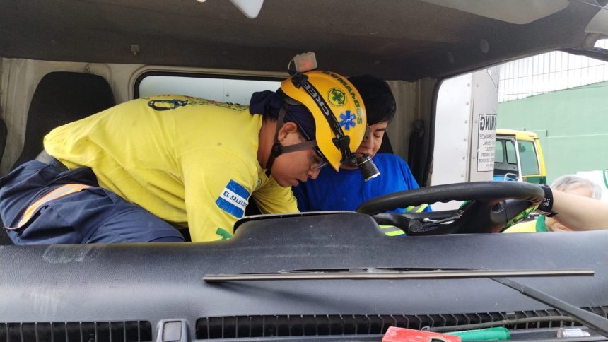 MÚLTIPLE ACCIDENTE DE TRÁNSITO EN LA TRONCAL DEL NORTE DEJA DOS LESIONADOS EN CIUDAD DELGADO