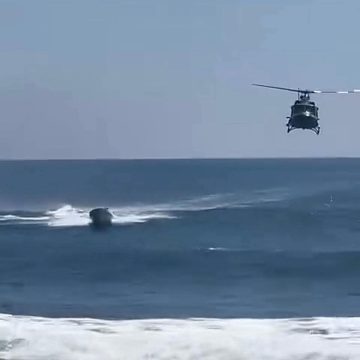 INTERCEPTAN NARCOLANCHA EN PLAYA MIZATA, LA LIBERTAD