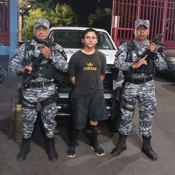CAPTURARON A UN SUJETO QUE CONFESÓ HABER COMETIDO UN CRIMEN EN APOPA, SAN SALVADOR OESTE