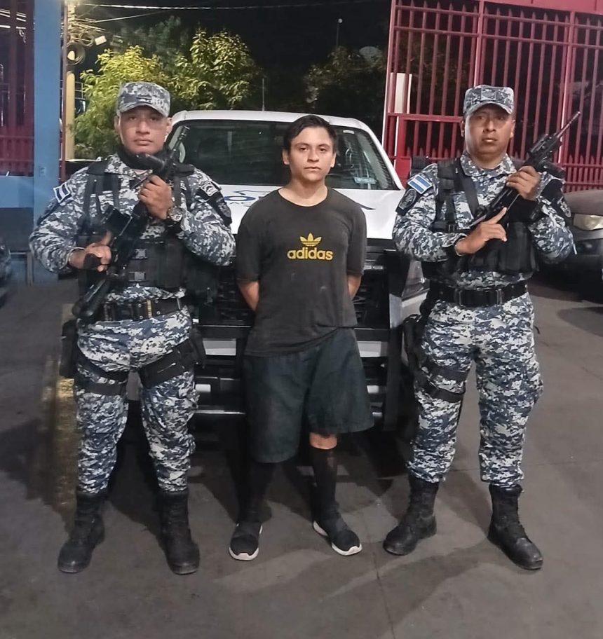 CAPTURARON A UN SUJETO QUE CONFESÓ HABER COMETIDO UN CRIMEN EN APOPA, SAN SALVADOR OESTE