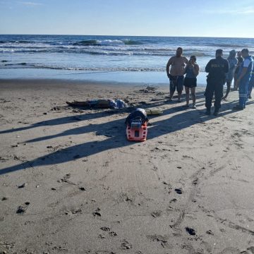UNA MUJER FALLECIÓ POR AHOGADA EN LA PLAYA SAN DIEGO, LA LIBERTAD