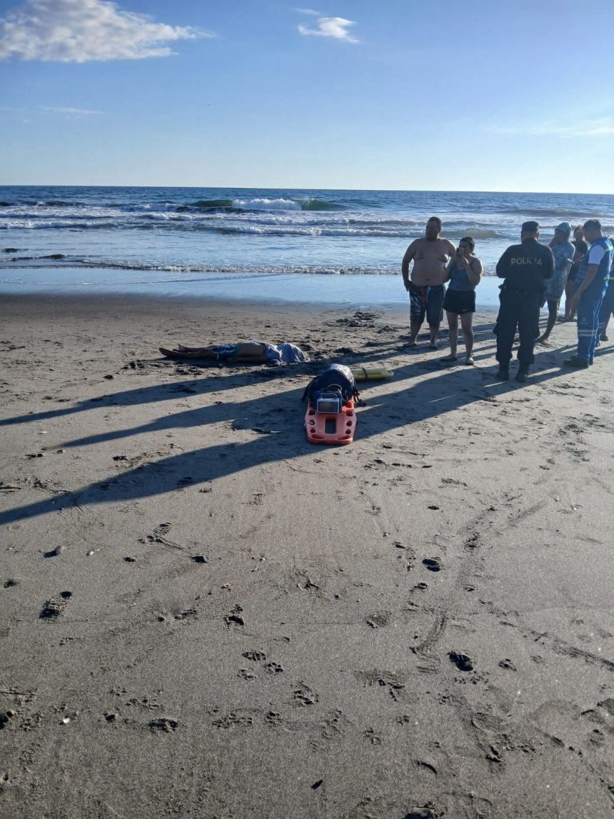 UNA MUJER FALLECIÓ POR AHOGADA EN LA PLAYA SAN DIEGO, LA LIBERTAD