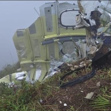 AVIONETA SE ESTRELLA EN INDONESIA Y DEJA 10 PERSONAS FALLECIDAS